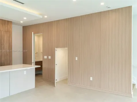 2107 SW 18th Avenue Fort Lauderdale FL 33315