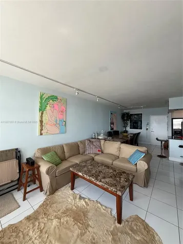7441 Wayne Avenue Miami Beach FL 33141