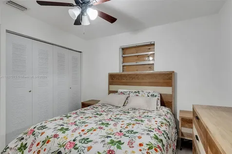 11812 SW 207th Street Miami FL 33177
