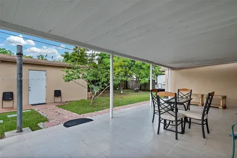 11812 SW 207th Street Miami FL 33177
