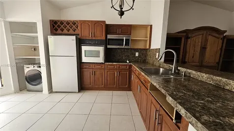 1105 San Remo Circle Homestead FL 33035