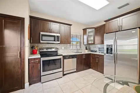 1115 SW 180th Terrace Pembroke Pines FL 33029