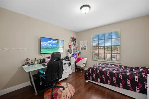 1115 SW 180th Terrace Pembroke Pines FL 33029