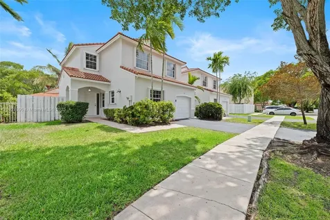1115 SW 180th Terrace Pembroke Pines FL 33029