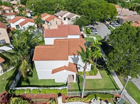 1115 SW 180th Terrace Pembroke Pines FL 33029