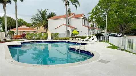 1115 SW 180th Terrace Pembroke Pines FL 33029