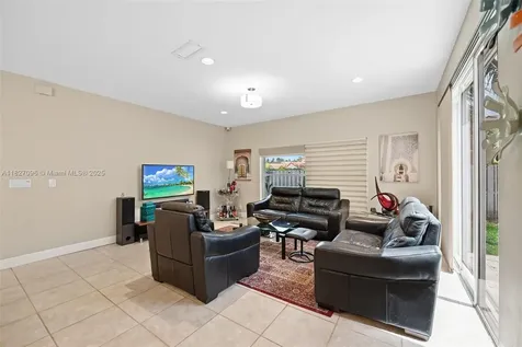 1115 SW 180th Terrace Pembroke Pines FL 33029