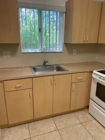 1270 SE 31st Court Homestead FL 33035