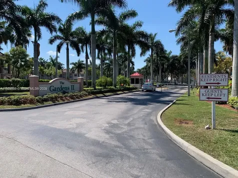 1270 SE 31st Court Homestead FL 33035