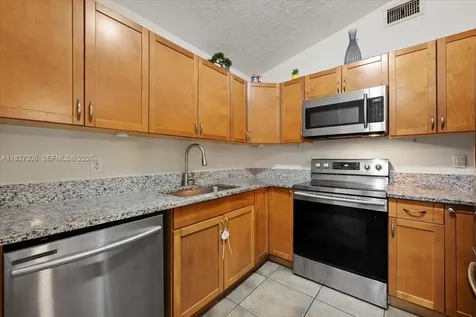 6015 Raintree Fort Pierce FL 34982