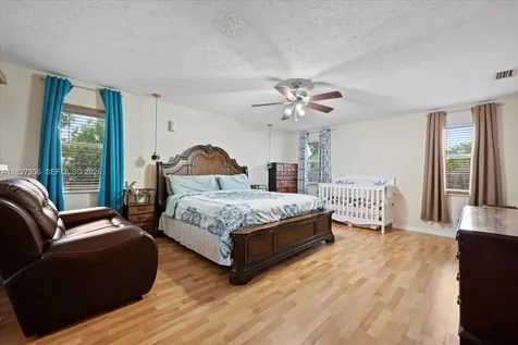 6015 Raintree Fort Pierce FL 34982