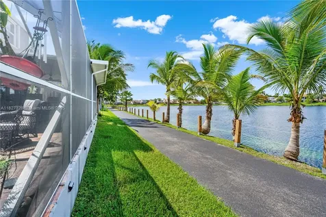 9891 SW 221st Terrace Cutler Bay FL 33190
