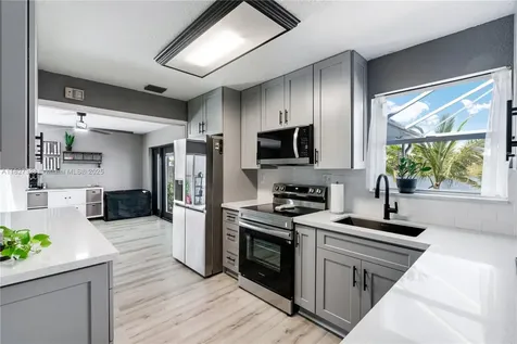9891 SW 221st Terrace Cutler Bay FL 33190