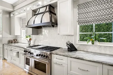 1171 Tiara Court Coral Gables FL 33134