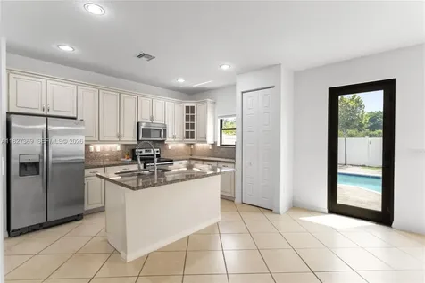 878 NE 191st Street Miami FL 33179