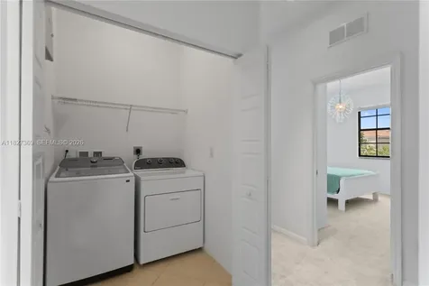 878 NE 191st Street Miami FL 33179