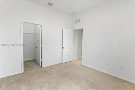 878 NE 191st Street Miami FL 33179