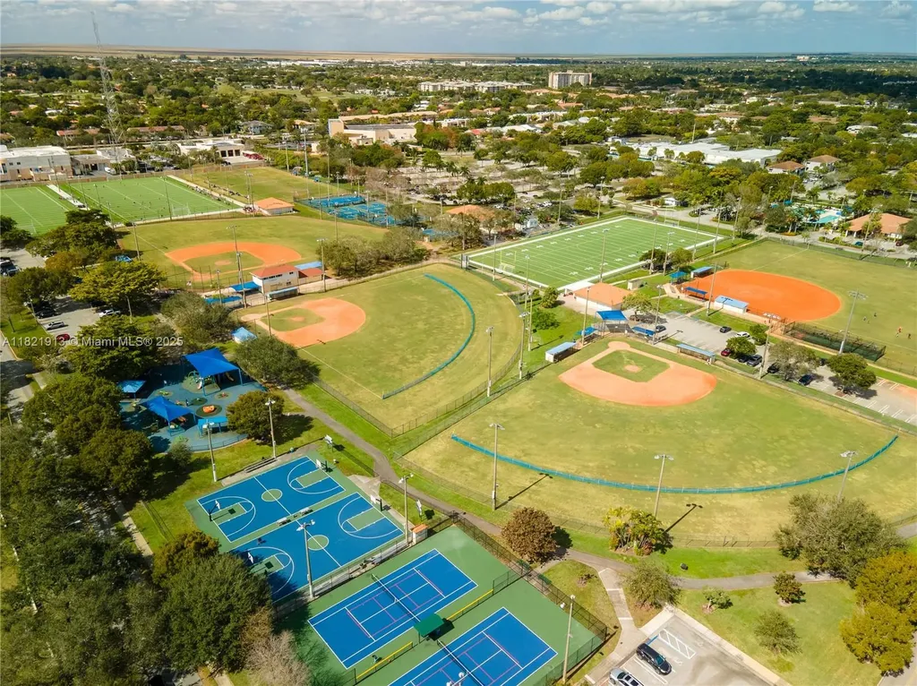 2571 NW 99th Avenue Coral Springs FL 33065