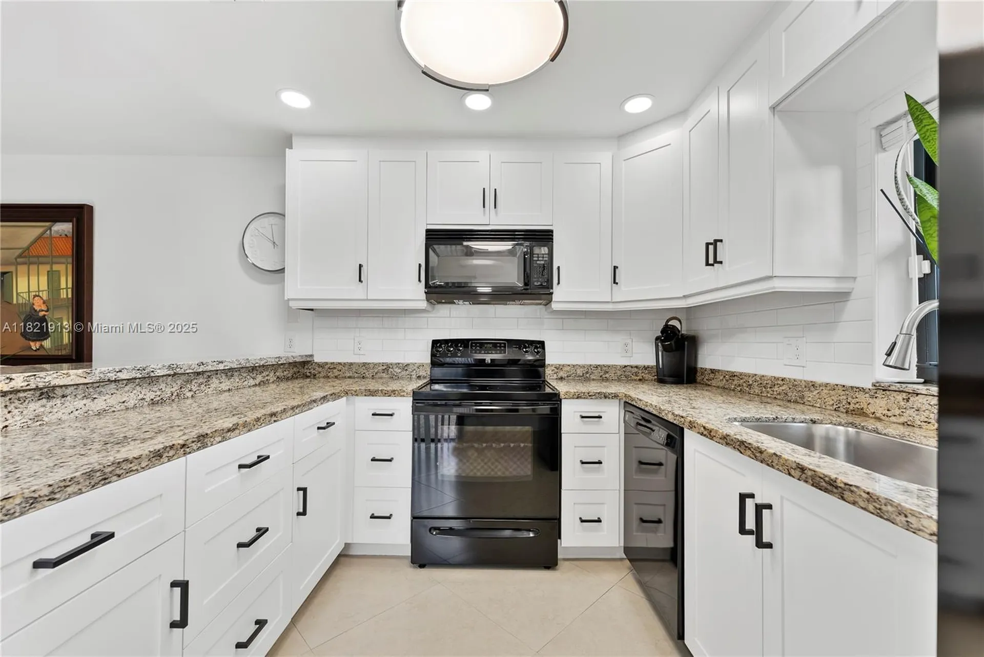 2571 NW 99th Avenue Coral Springs FL 33065