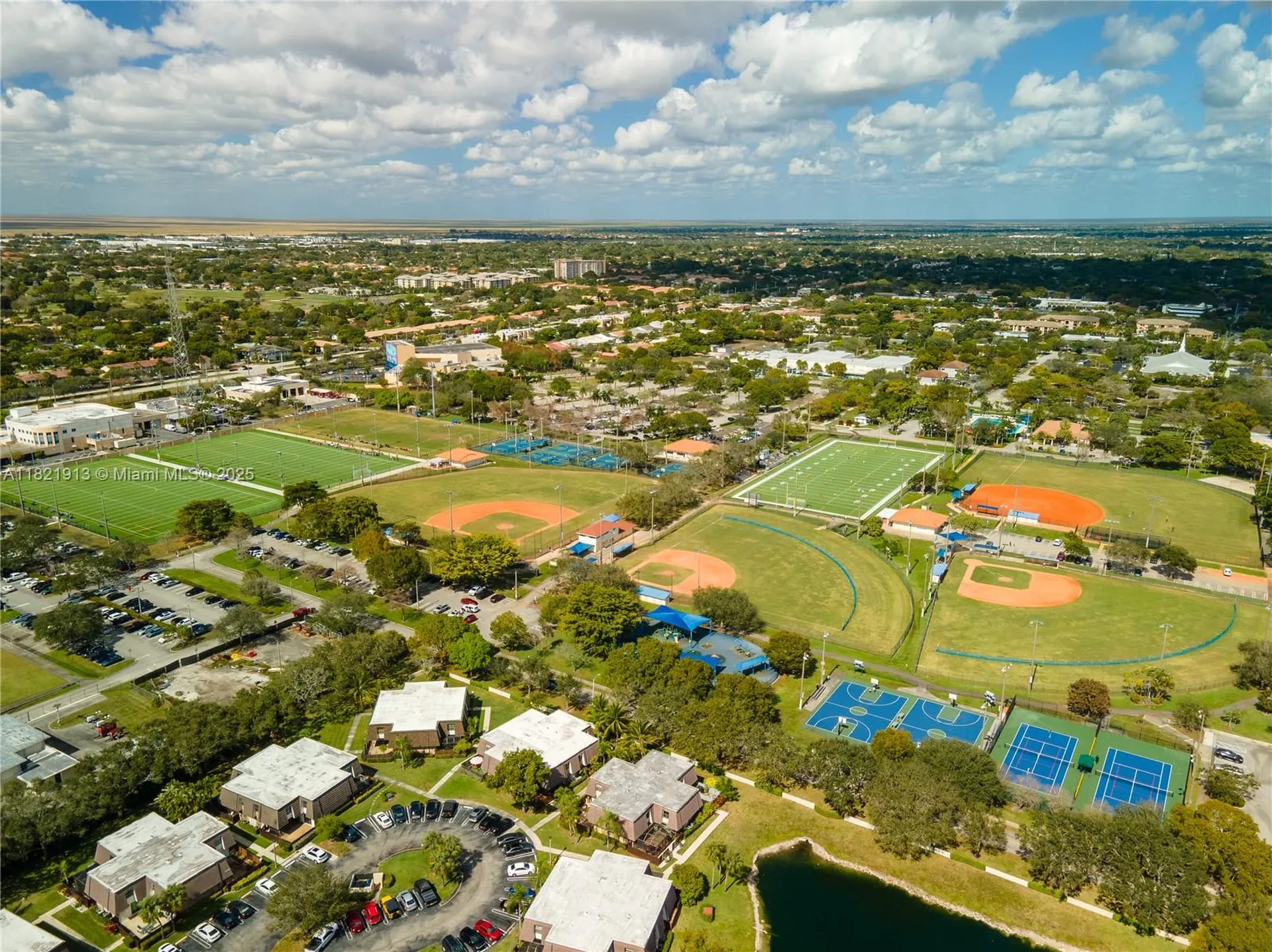 2571 NW 99th Avenue Coral Springs FL 33065