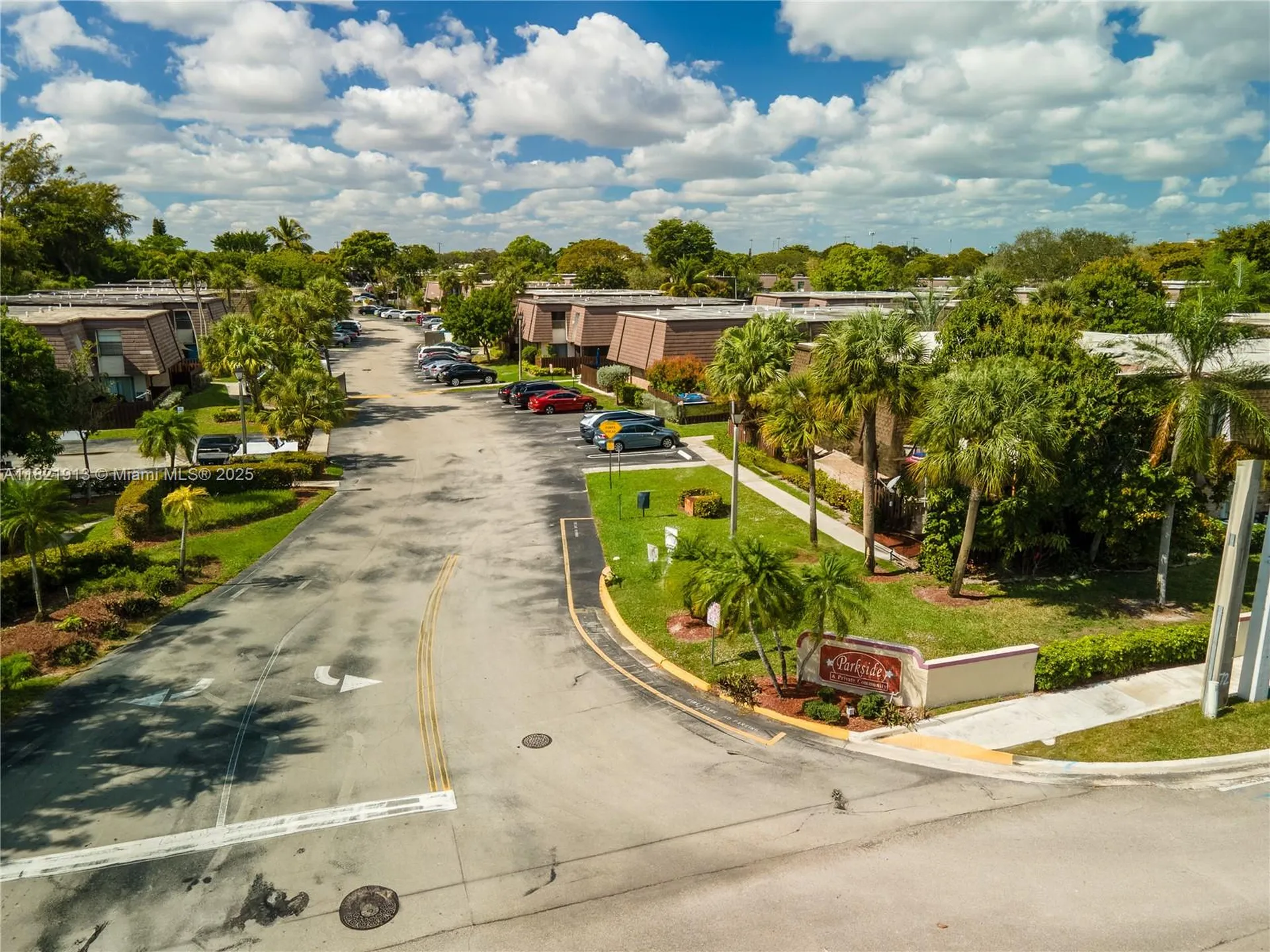 2571 NW 99th Avenue Coral Springs FL 33065