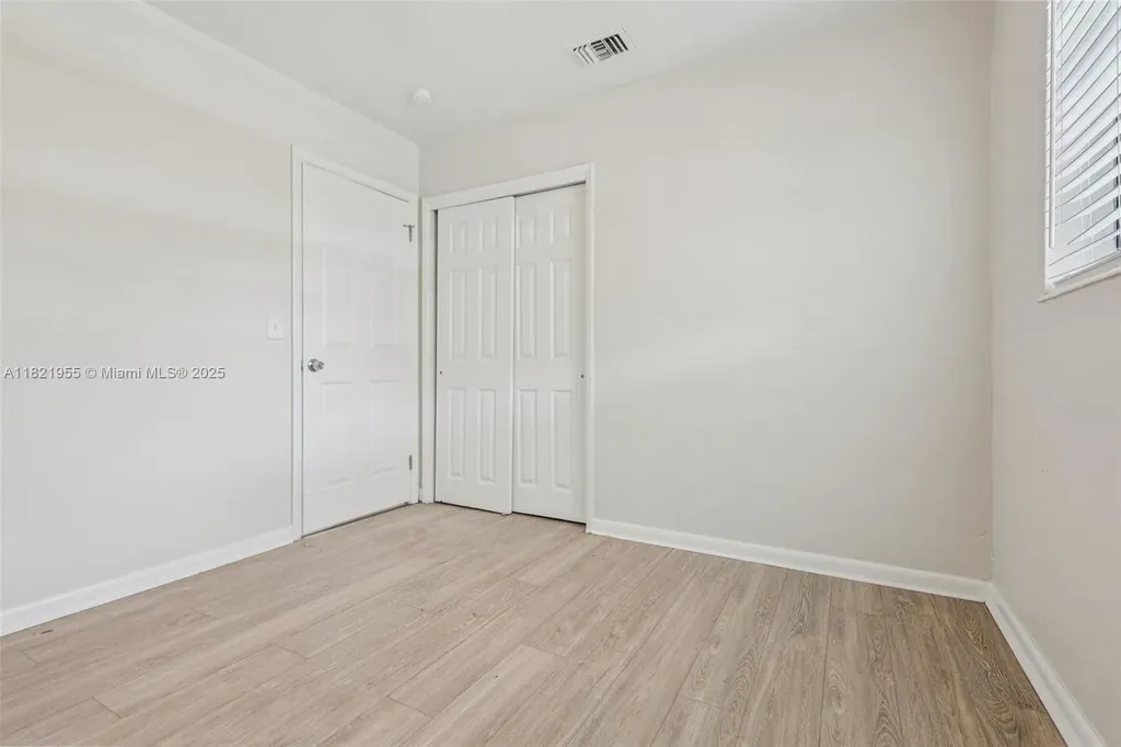 2817 SW 8th Street Fort Lauderdale FL 33312