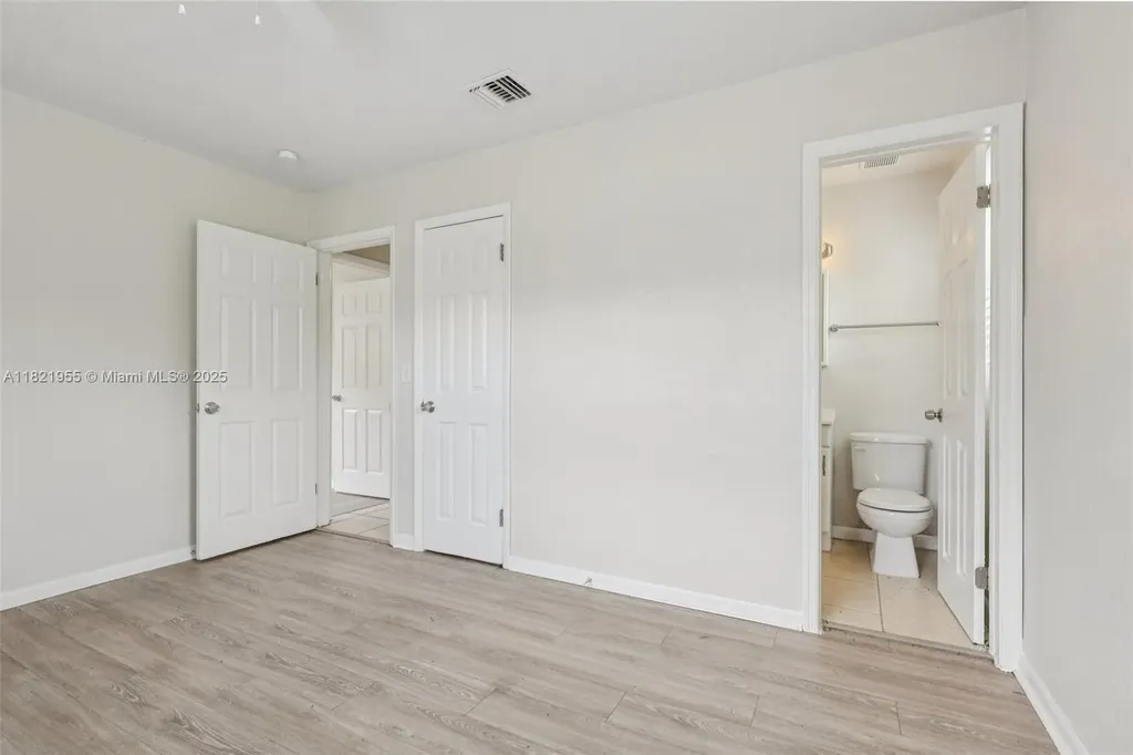 2817 SW 8th Street Fort Lauderdale FL 33312