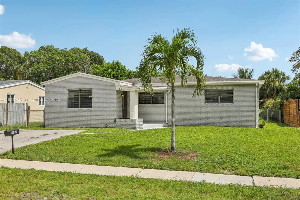 2817 SW 8th Street Fort Lauderdale FL 33312