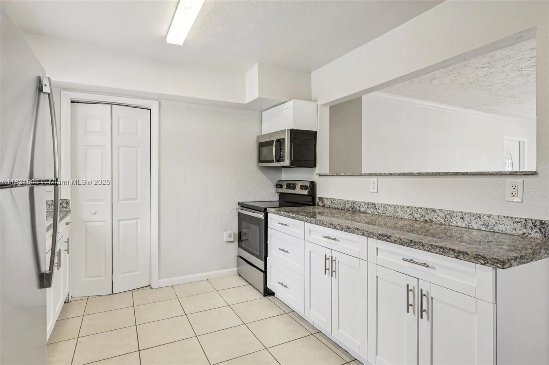 2817 SW 8th Street Fort Lauderdale FL 33312