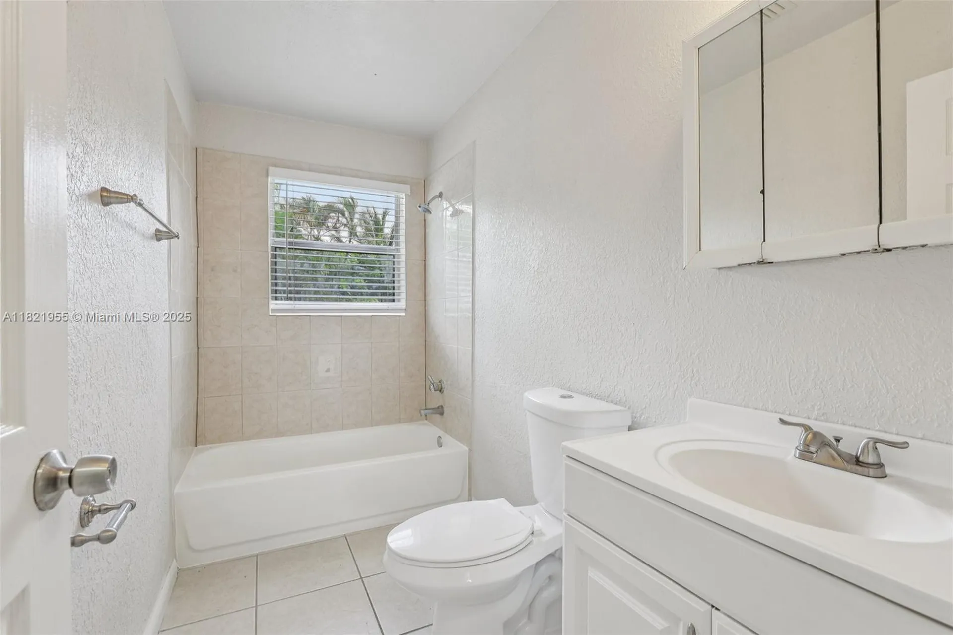 2817 SW 8th Street Fort Lauderdale FL 33312