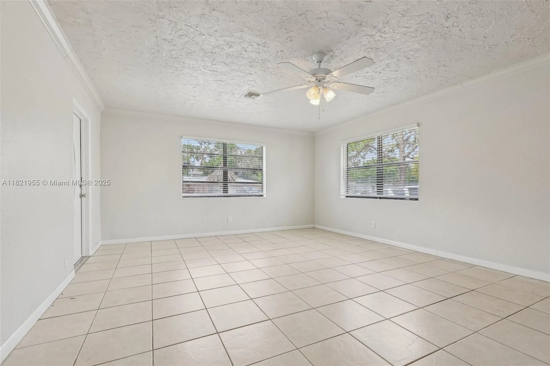 2817 SW 8th Street Fort Lauderdale FL 33312