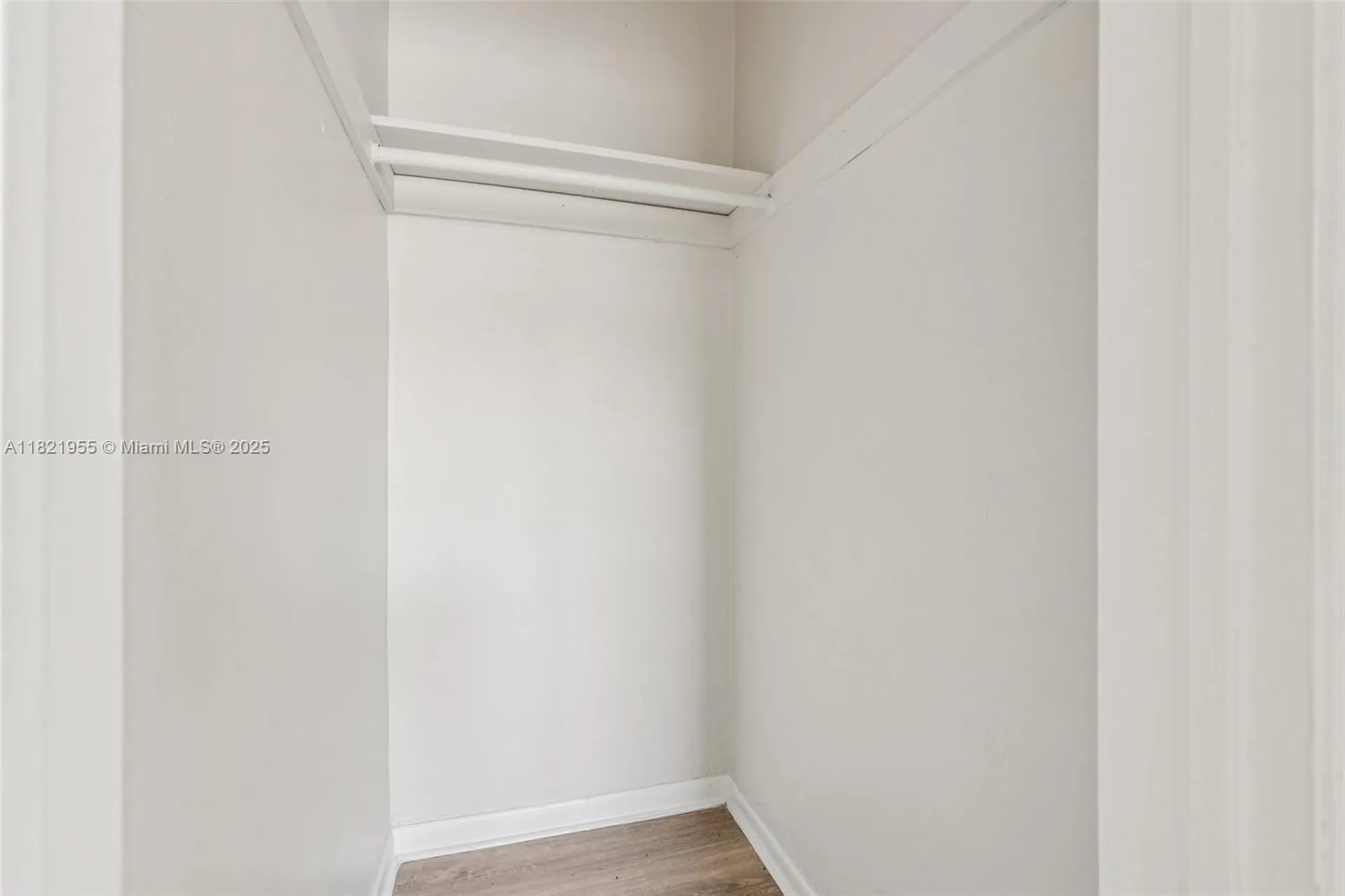 2817 SW 8th Street Fort Lauderdale FL 33312