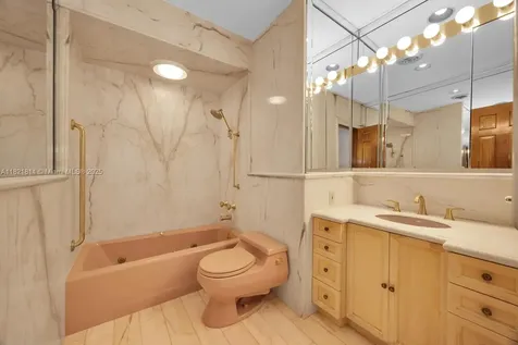 5025 SW 90th Court Miami FL 33165