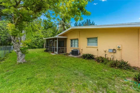 886 Camellia Drive Royal Palm Beach FL 33411