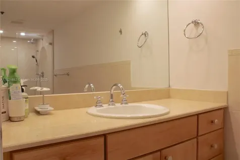 201 Crandon Boulevard Key Biscayne FL 33149