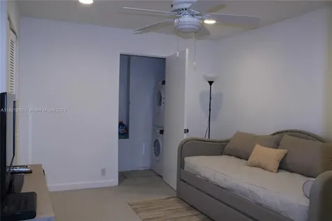 201 Crandon Boulevard Key Biscayne FL 33149