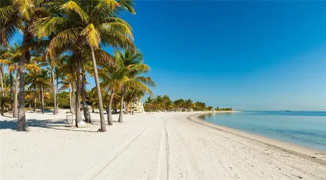 201 Crandon Boulevard Key Biscayne FL 33149