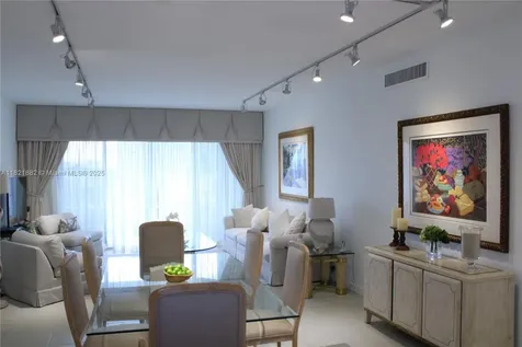 201 Crandon Boulevard Key Biscayne FL 33149