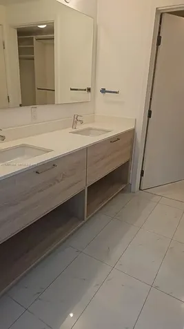 16385 Biscayne Boulevard North Miami Beach FL 33160