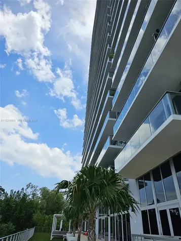 16385 Biscayne Boulevard North Miami Beach FL 33160