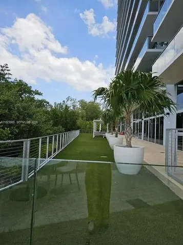 16385 Biscayne Boulevard North Miami Beach FL 33160