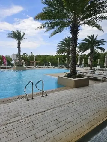 16385 Biscayne Boulevard North Miami Beach FL 33160