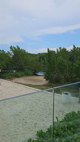 16385 Biscayne Boulevard North Miami Beach FL 33160
