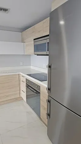 16385 Biscayne Boulevard North Miami Beach FL 33160
