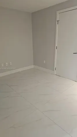 16385 Biscayne Boulevard North Miami Beach FL 33160