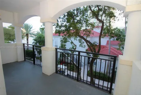 3255 NE 184th Street Aventura FL 33160