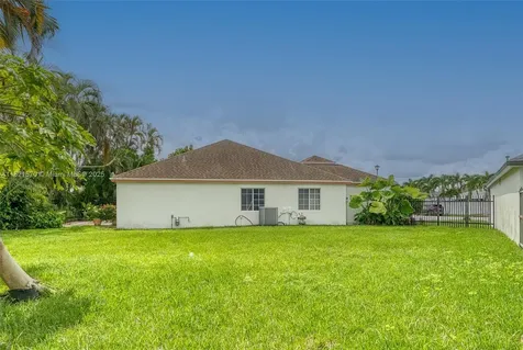 18033 SW 137th Court Miami FL 33177