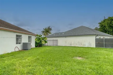 18033 SW 137th Court Miami FL 33177