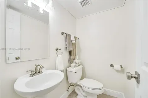 5128 SW 121st Avenue Cooper City FL 33330