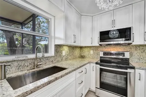 5128 SW 121st Avenue Cooper City FL 33330